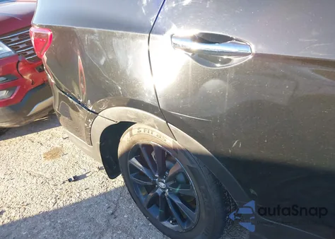 2018 Hyundai Santa Fe Se z USA, uszkodzony, nr VIN KM8SM4HF4JU257584